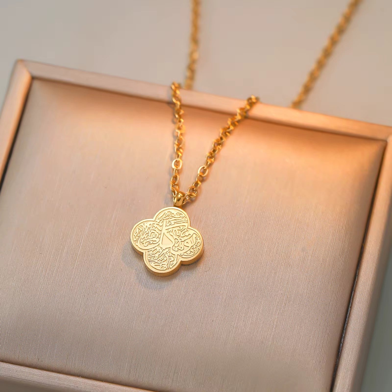 Clove Necklace | Tawakkul